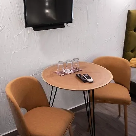 Artelier Гостевой дом 3*