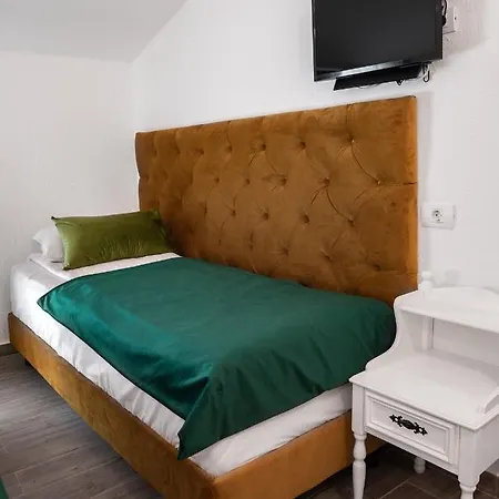 Artelier Гостевой дом Вама-Веке