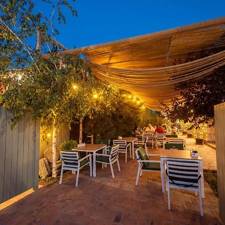 Гостевой дом Artelier Вама-Веке