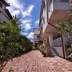 Πανσιόν Artelier 3*