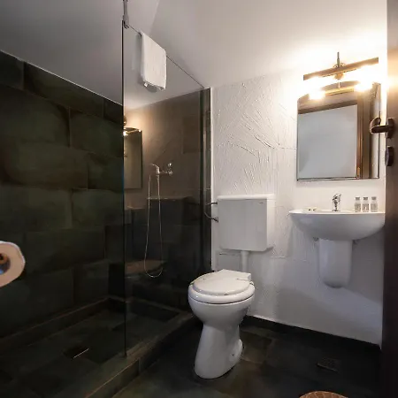 Artelier Guest house 3*
