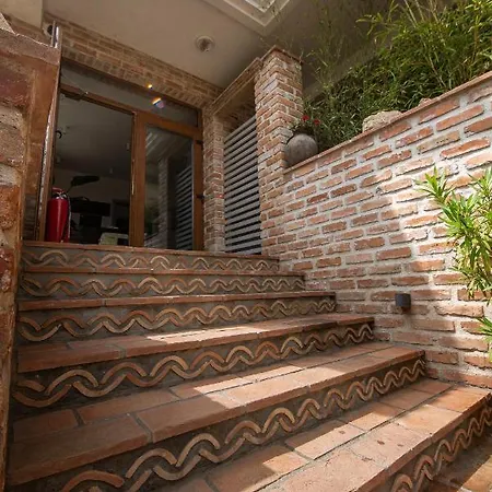 Artelier Guest house 3*